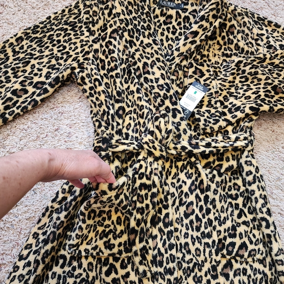 Ralph Lauren Leopard Print Robe - Picture 3 of 4